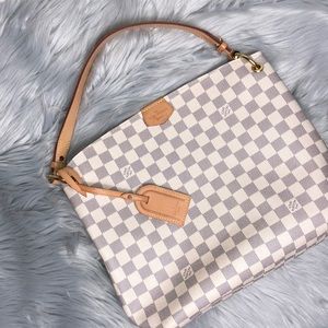 **HOST PICK**Louis Vuitton Graceful Damier Hand Bag